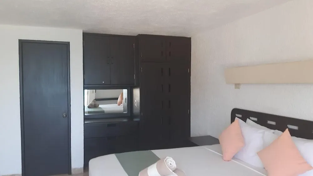 Luciana Hotel & Beach Club Playa del Carmen