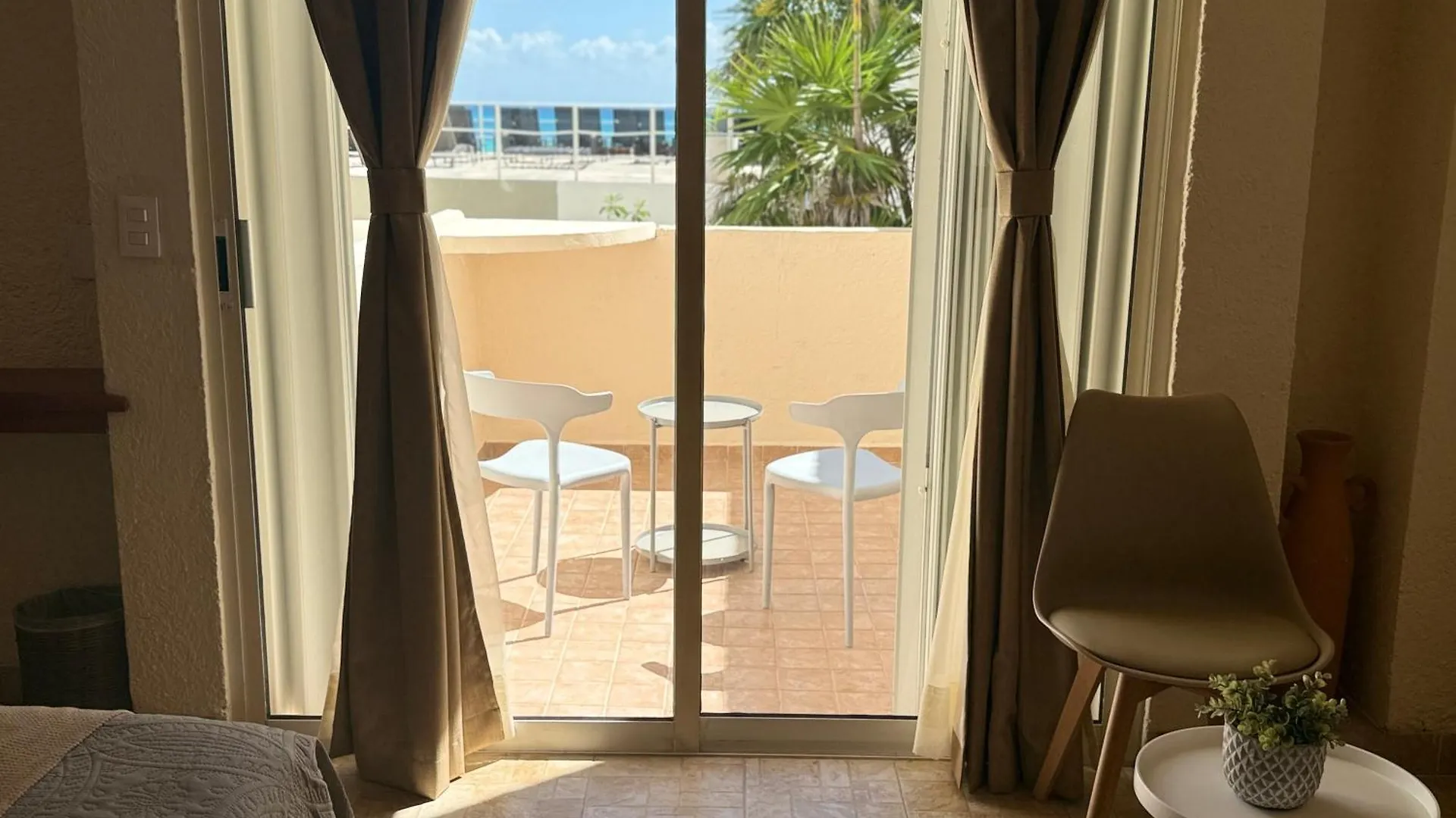 Luciana Hotel & Beach Club Playa del Carmen